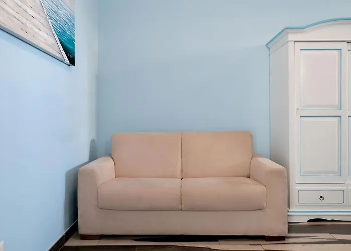 Гостевой дом Myricae No Late Arrival